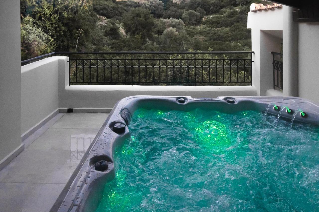 Villa Ventus, 40Sqm Private Pool & Hot Tub! Roussospition Экстерьер фото