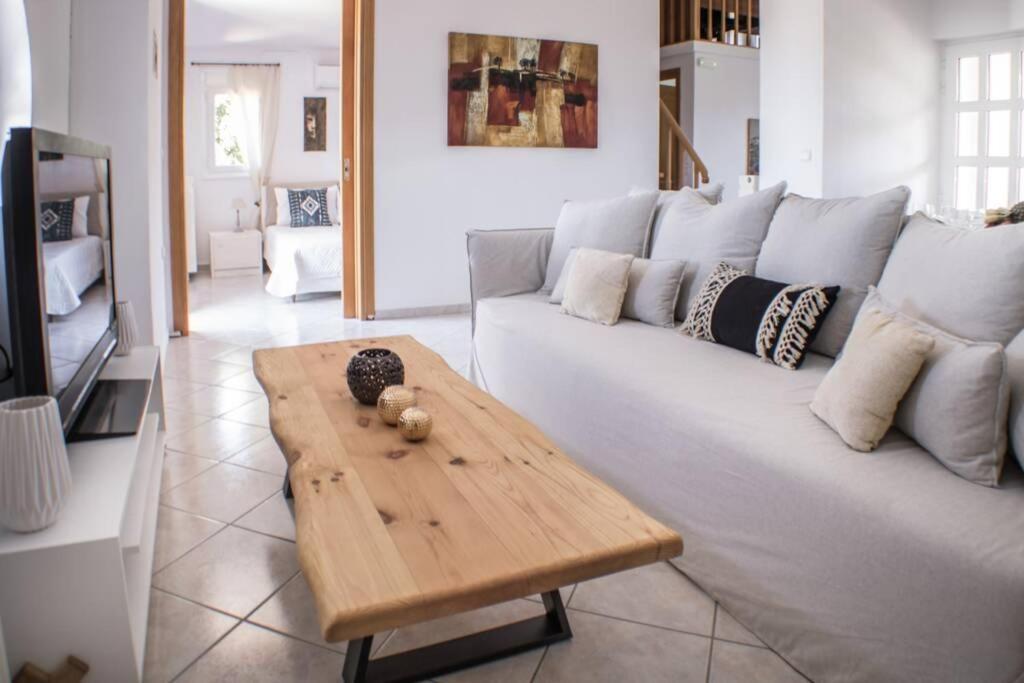 Villa Ventus, 40Sqm Private Pool & Hot Tub! Roussospition Экстерьер фото