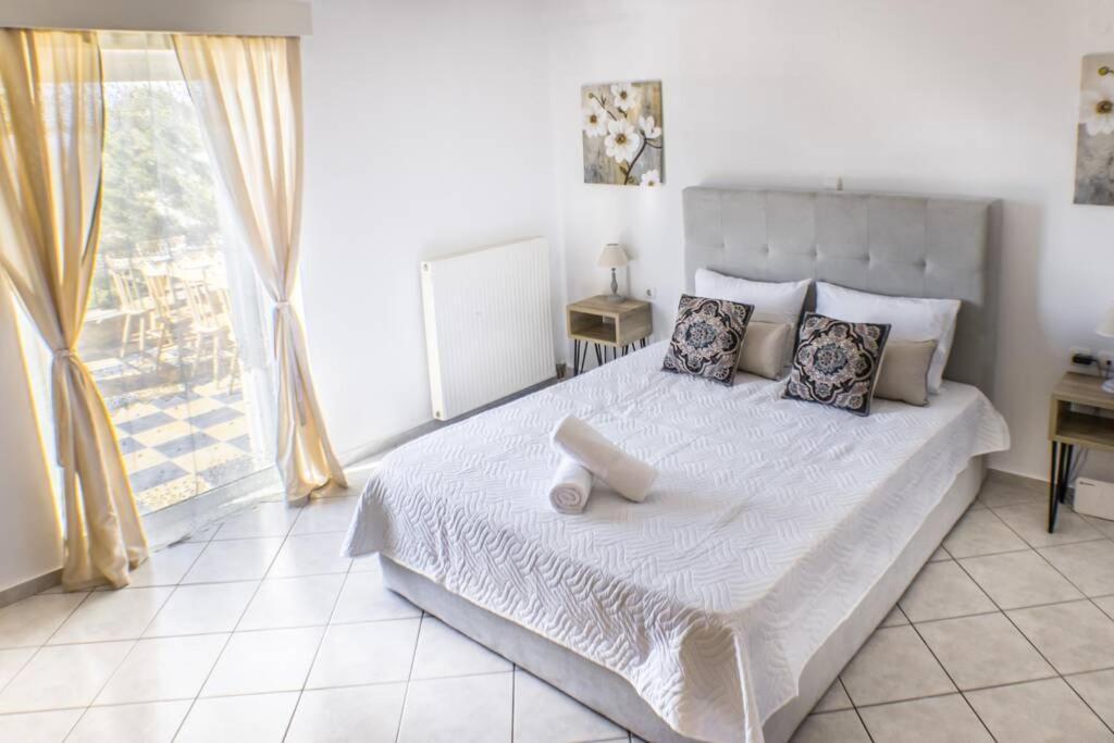 Villa Ventus, 40Sqm Private Pool & Hot Tub! Roussospition Экстерьер фото