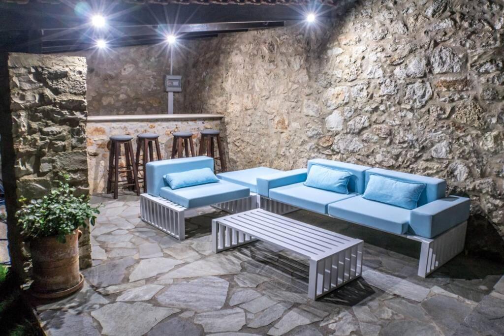 Villa Ventus, 40Sqm Private Pool & Hot Tub! Roussospition Экстерьер фото